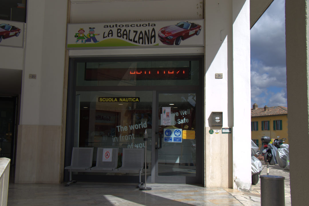 Autoscuola La Balzana - scuola guida a Siena
